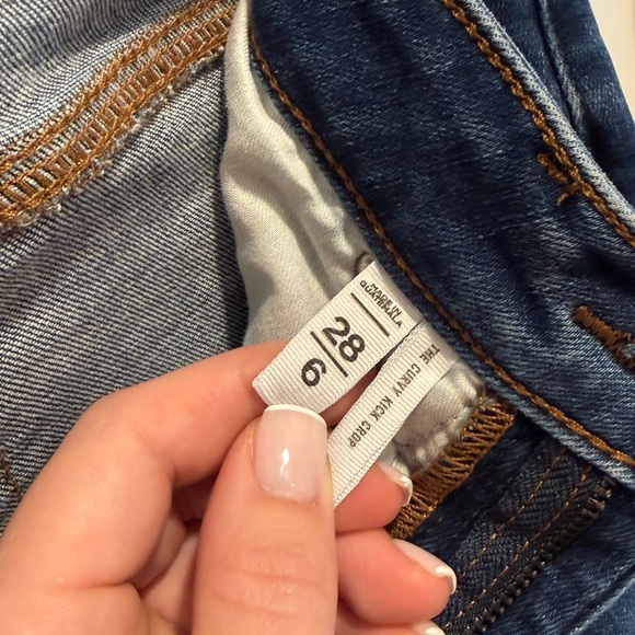 LOFT the curvy kick cropped jeans - Picture 3 of 4